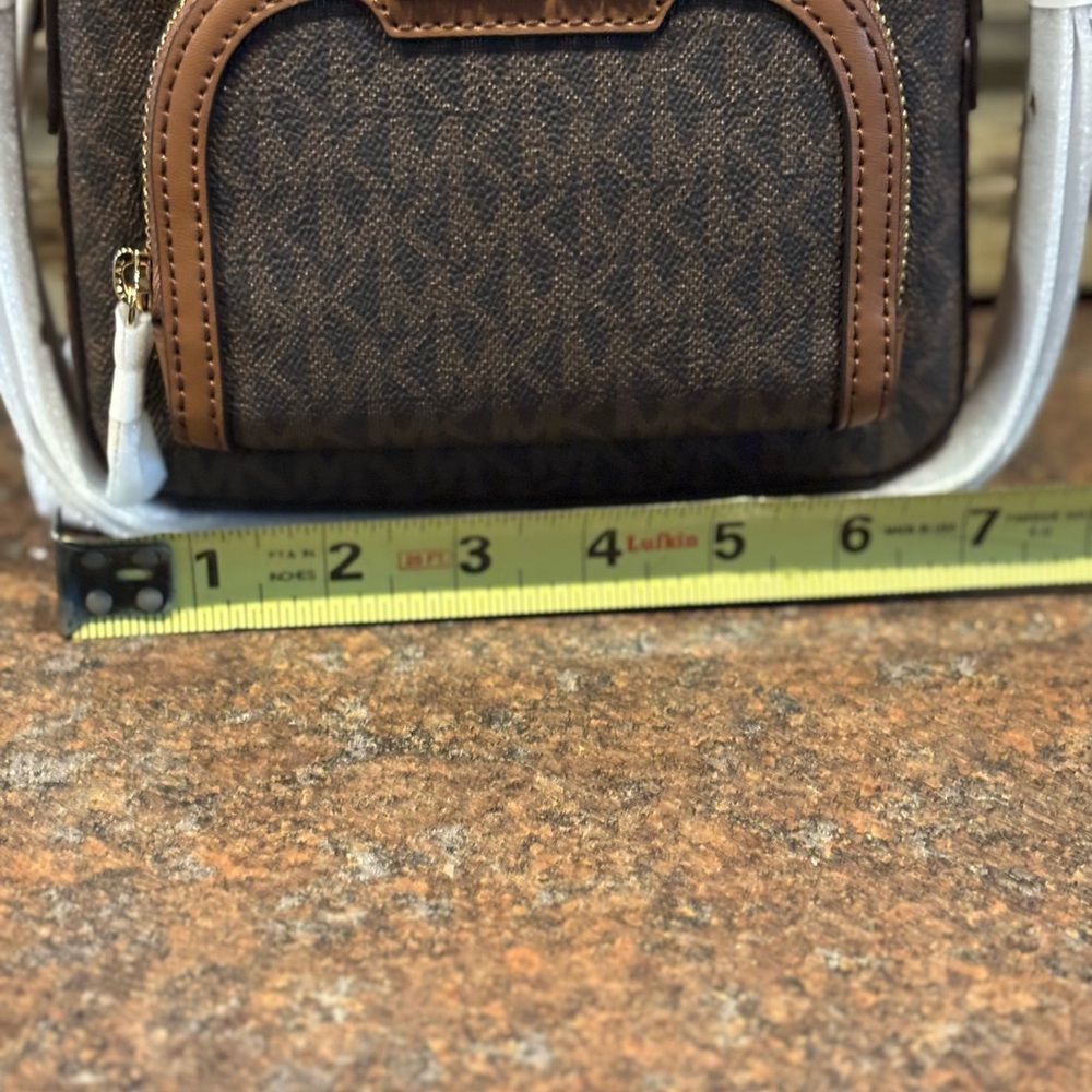 NWT MK Michael Kors xs convertible backpack - Picture 5 of 7